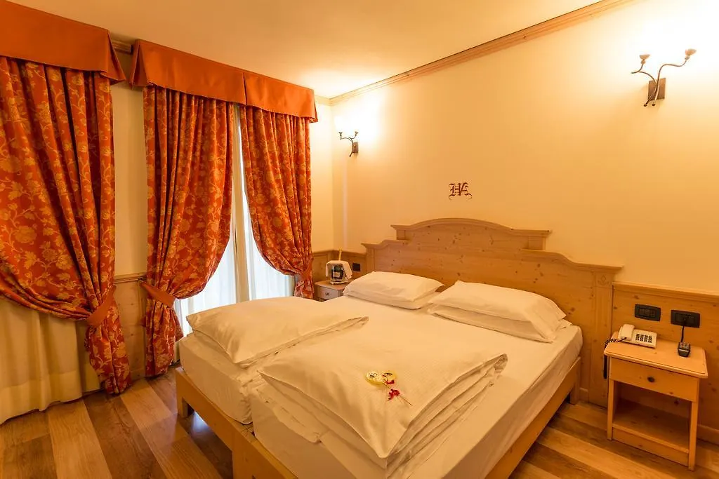 Hotel Arisch Aprica 4*,