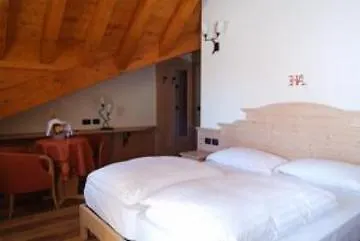 Hotel Arisch Aprica 4*,